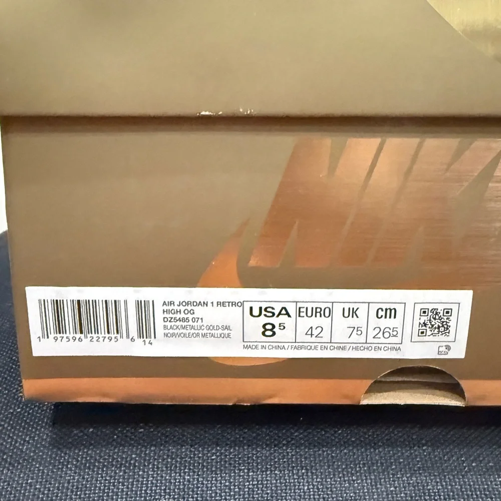 NEW Jordan Black and Gold High-Top Sneakers - Picture 9 of 11